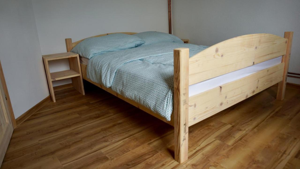 Lodge Dom Na Lovrencu Baselj 외부 사진